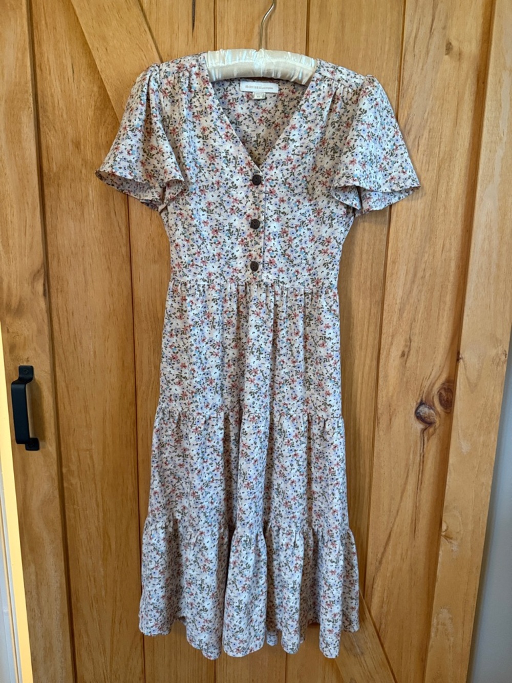 Monteau Los Angeles Cream Floral Button-Front Women's dress